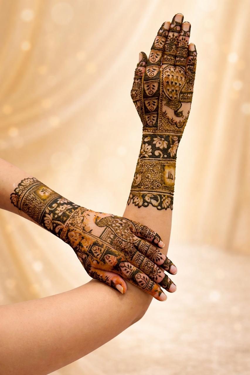 Baby-themed belly henna